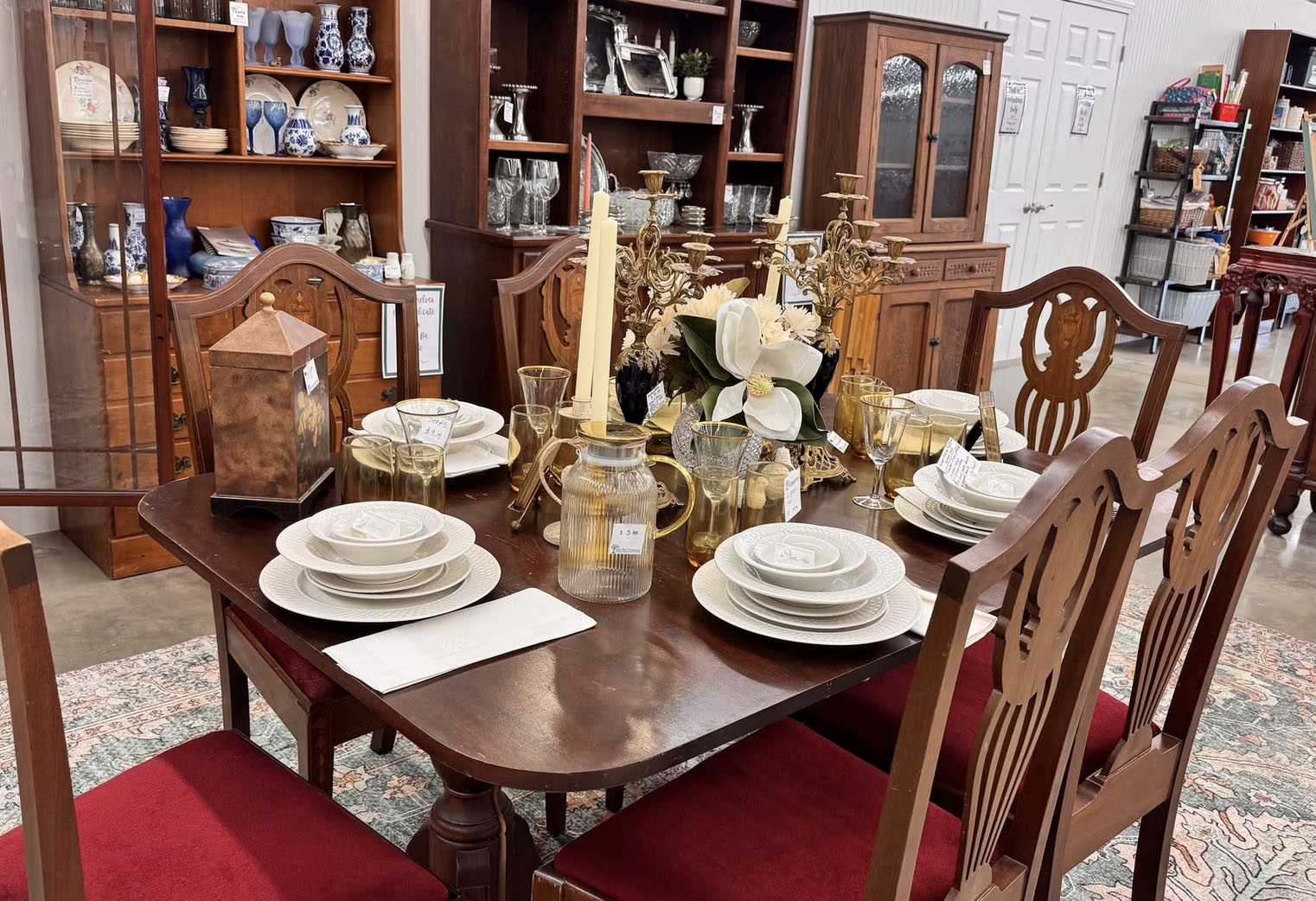 Oak Tree Treasures 2 Grand Opening